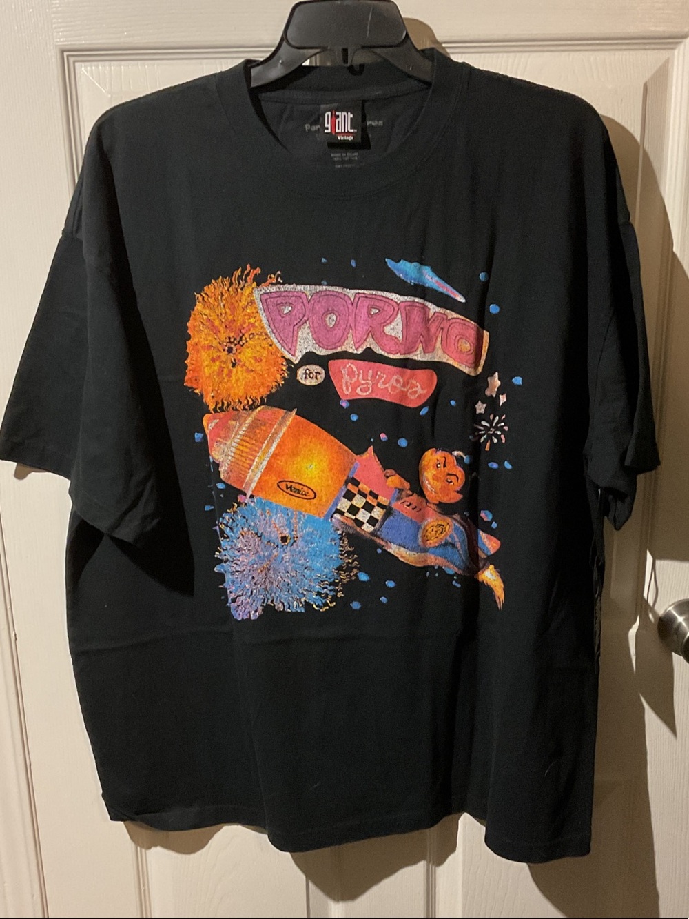 Giant Vintage Porno for Pyros Black Band Tee